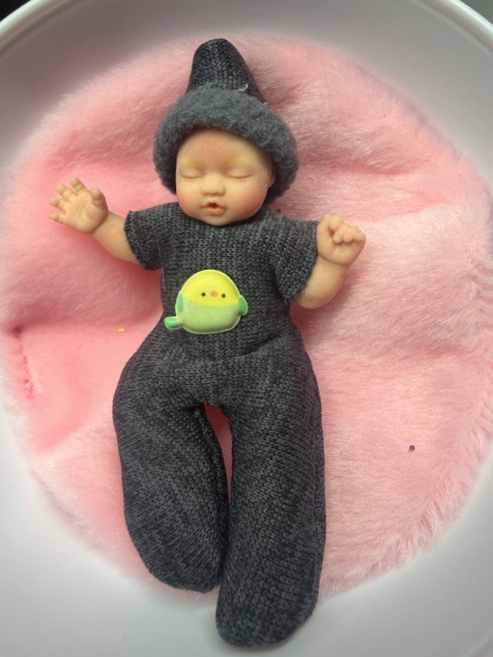 Jumpsuit + Cap For Mini Zuru Babies Series 2
